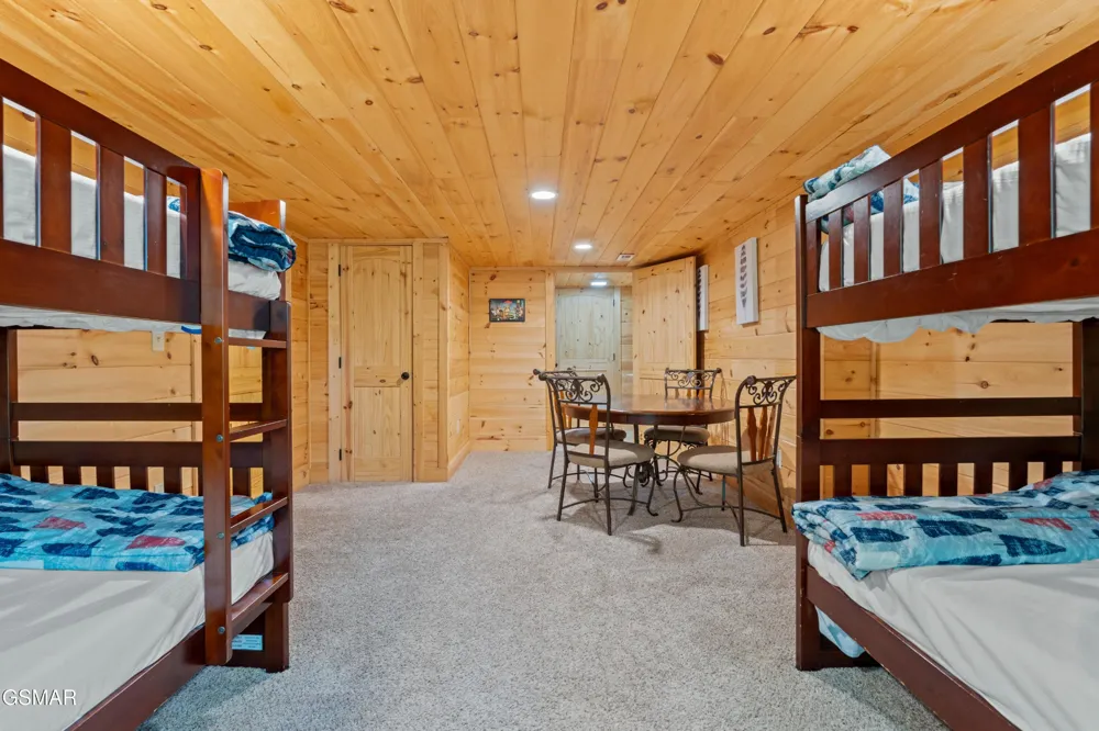 542 Johnson Lane Gatlinburg, TN 37738