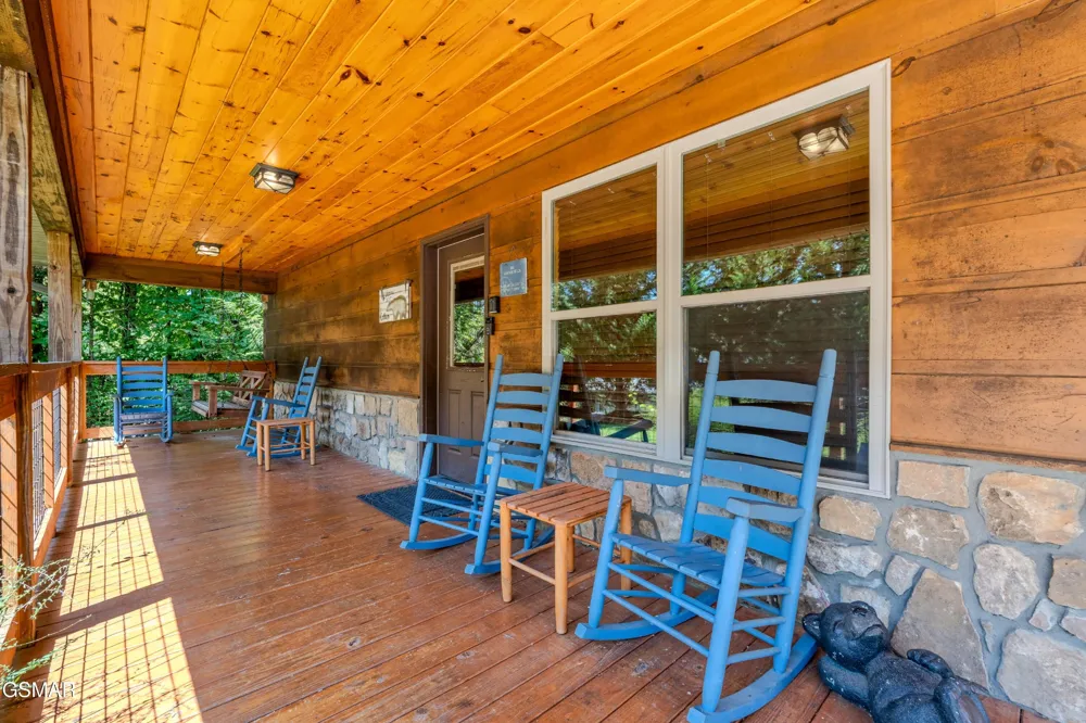 542 Johnson Lane Gatlinburg, TN 37738
