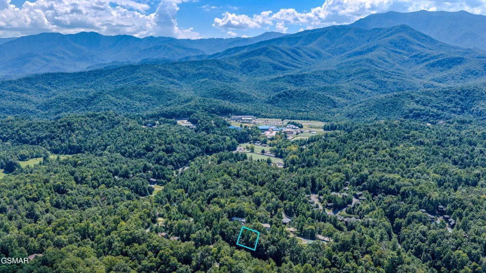 542 Johnson Lane Gatlinburg, TN 37738