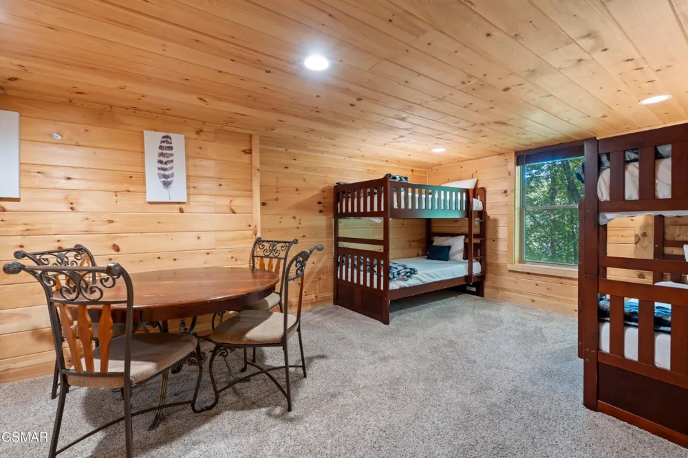 542 Johnson Lane Gatlinburg, TN 37738