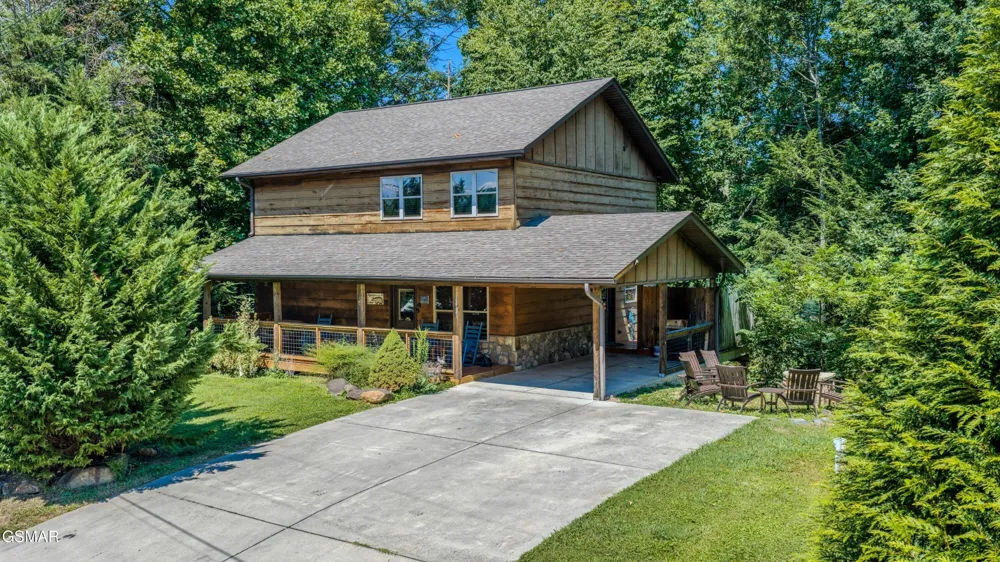 542 Johnson Lane Gatlinburg, TN 37738