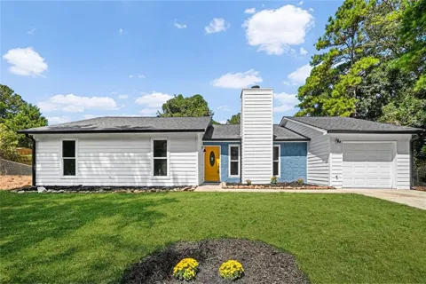 612 Towngate Boulevard