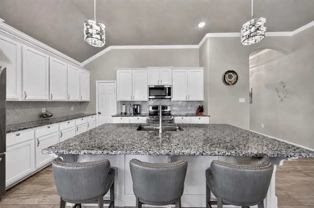 7924 Wilson Cliff Court White Settlement, TX 76108
