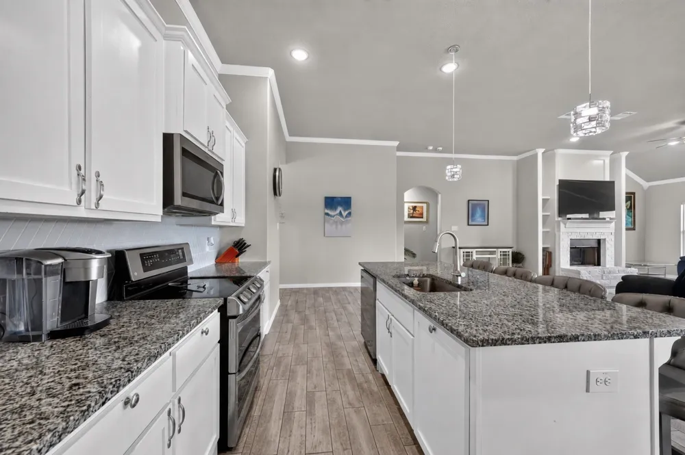 7924 Wilson Cliff Court White Settlement, TX 76108