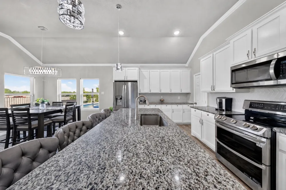 7924 Wilson Cliff Court White Settlement, TX 76108