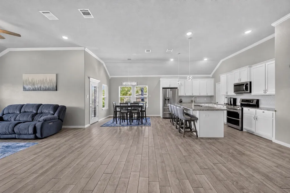 7924 Wilson Cliff Court White Settlement, TX 76108