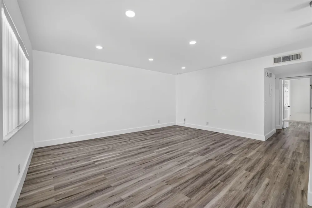 515 Normandy Lane Delray Beach, FL 33484
