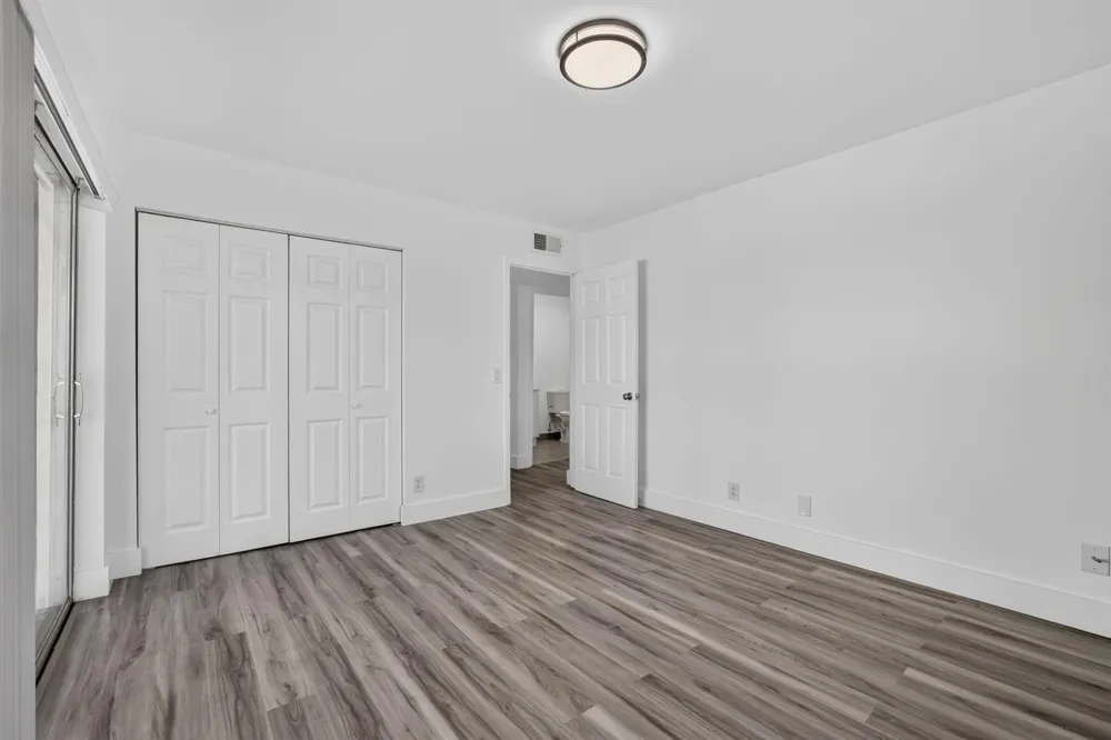 515 Normandy Lane Delray Beach, FL 33484