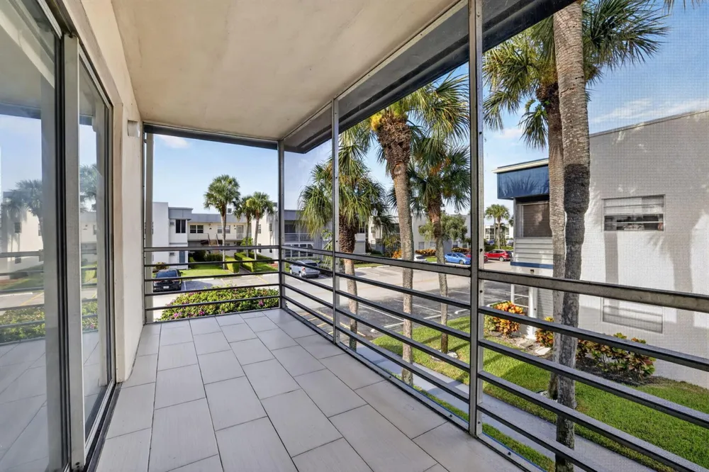515 Normandy Lane Delray Beach, FL 33484