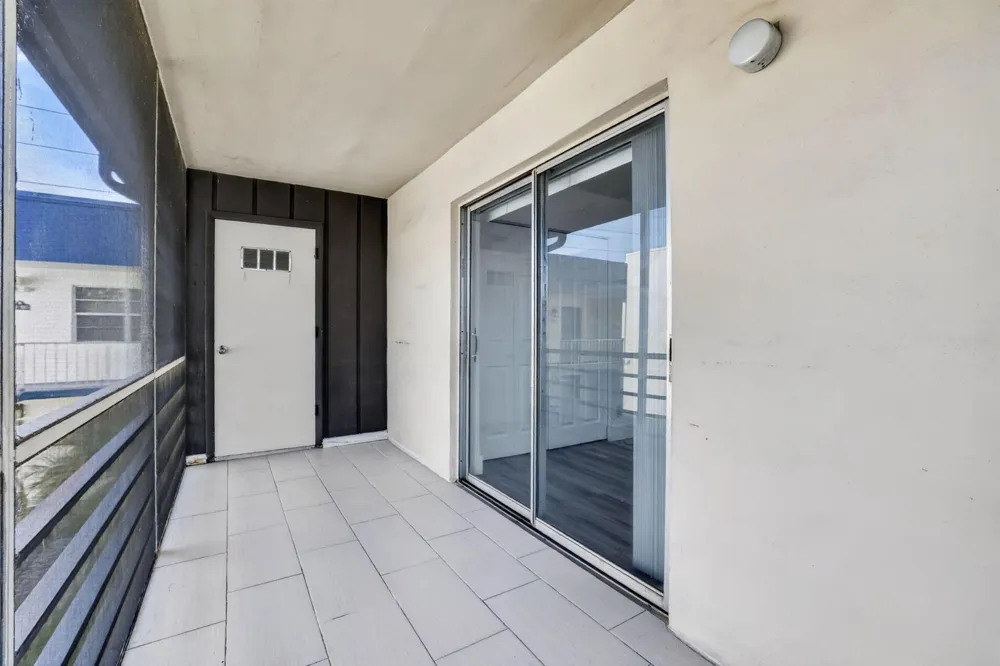515 Normandy Lane Delray Beach, FL 33484