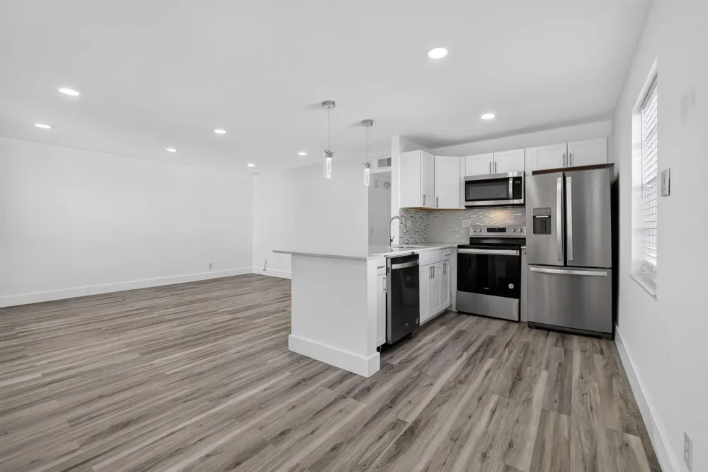 515 Normandy Lane Delray Beach, FL 33484