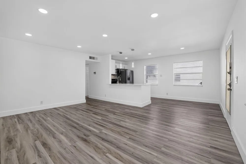 515 Normandy Lane Delray Beach, FL 33484