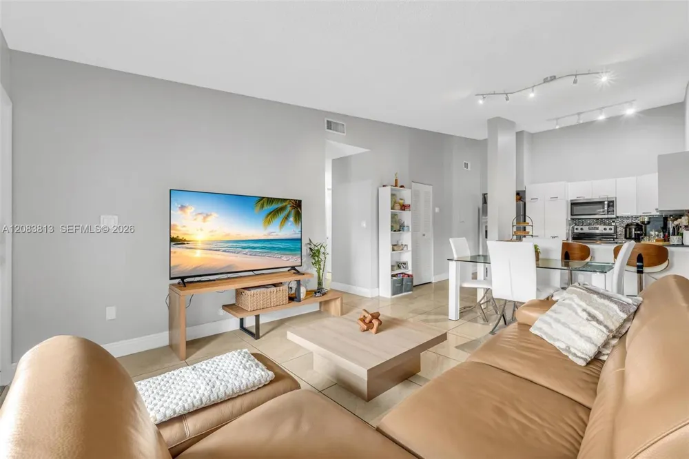 18226 Mediterranean Blvd #7-16 Hialeah, FL 33015
