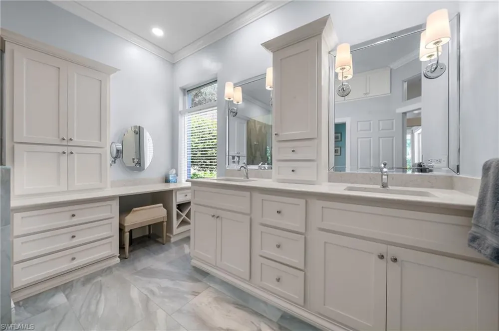 9296 Troon Lakes Drive Naples, FL 34109