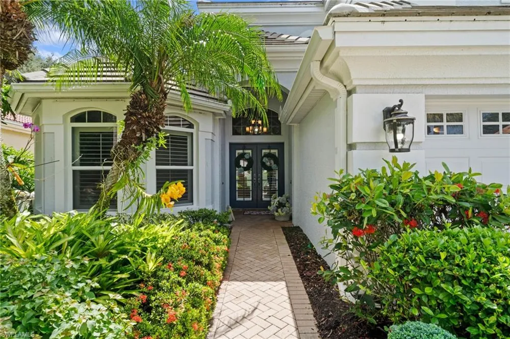 9296 Troon Lakes Drive Naples, FL 34109