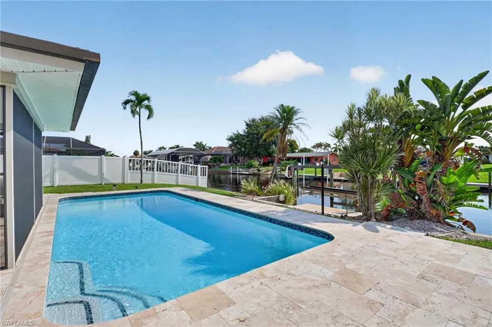 5349 Cobalt Court Cape Coral, FL 33904