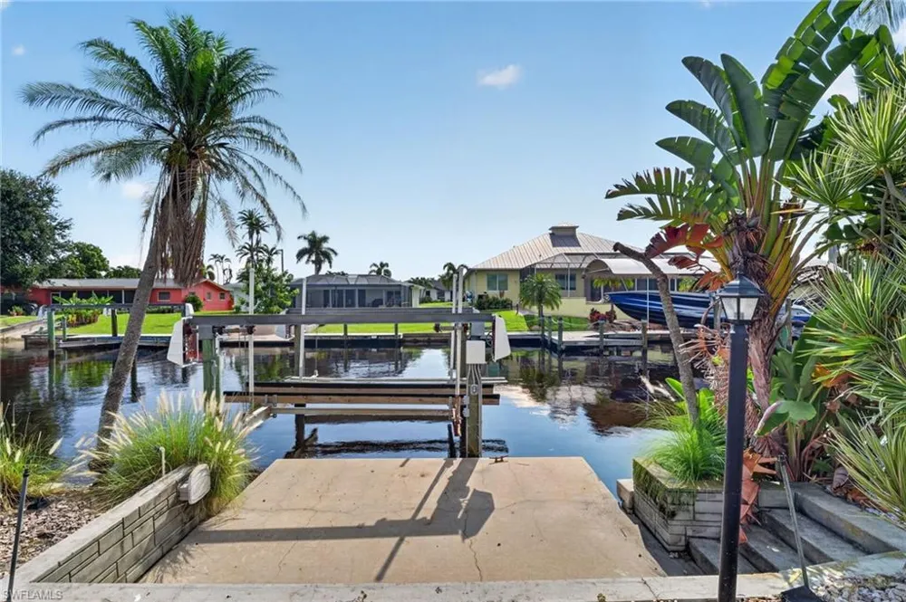 5349 Cobalt Court Cape Coral, FL 33904