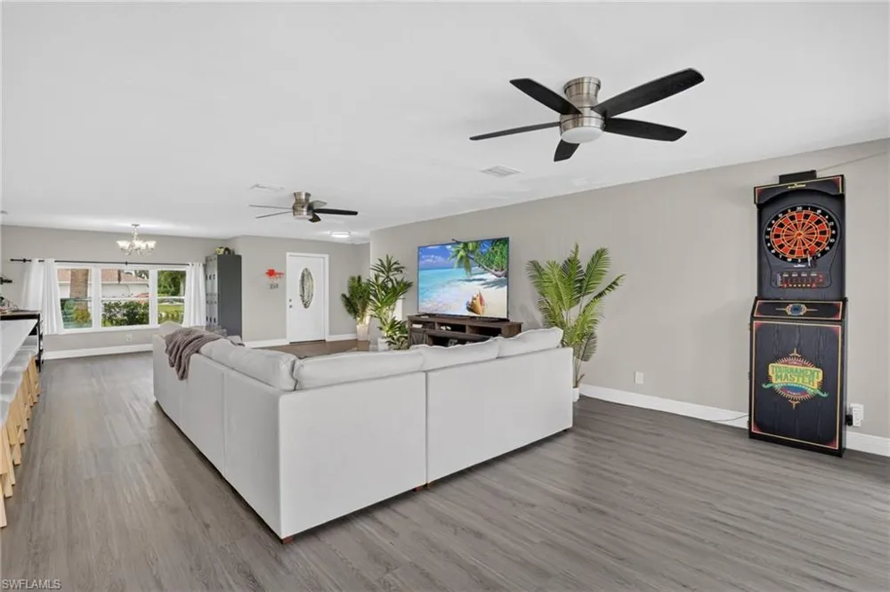 5349 Cobalt Court Cape Coral, FL 33904