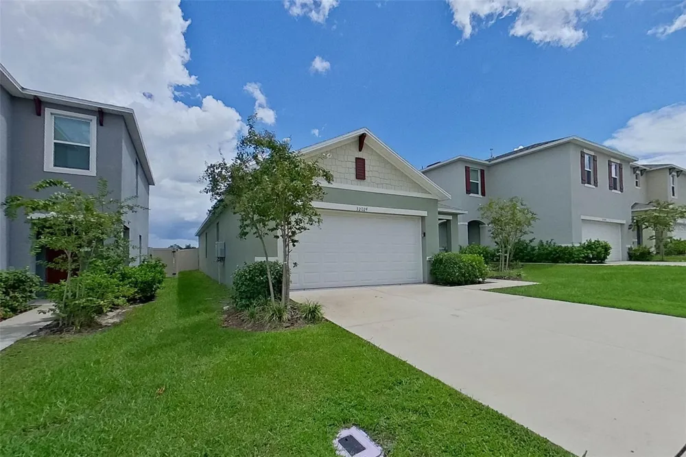 32024 KATELIN CIRCLE Leesburg, FL 34748
