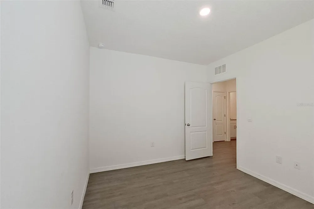32024 KATELIN CIRCLE Leesburg, FL 34748