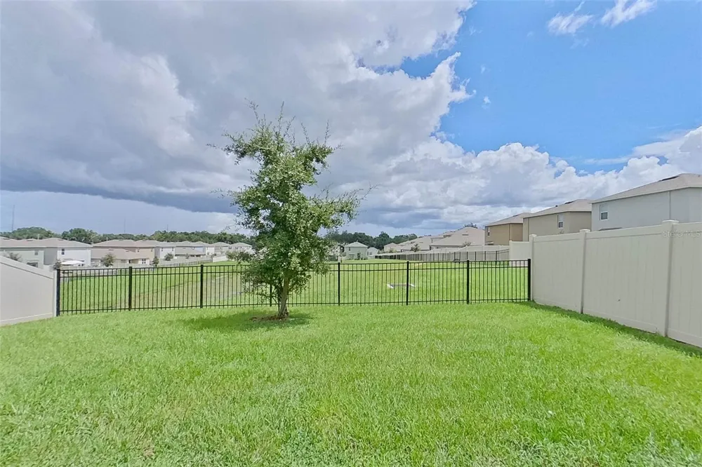 32024 KATELIN CIRCLE Leesburg, FL 34748