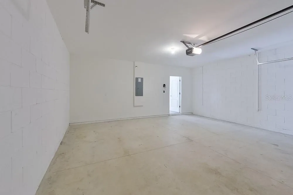 32048 KATELIN CIRCLE Leesburg, FL 34748