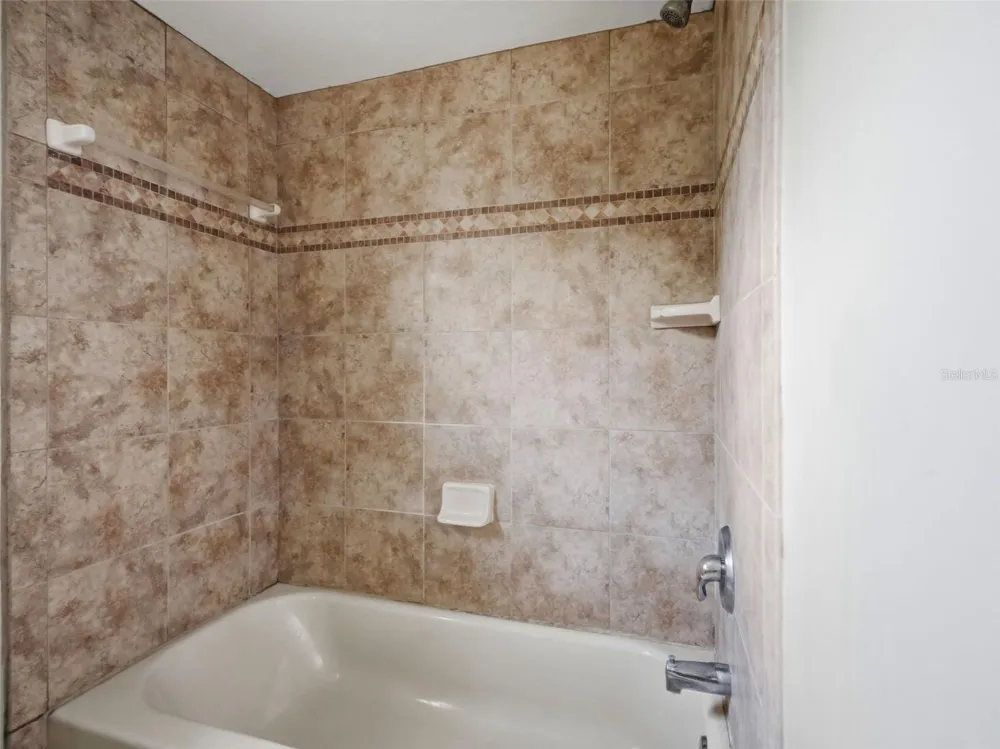 2134 LAREDO AVENUE Spring Hill, FL 34608