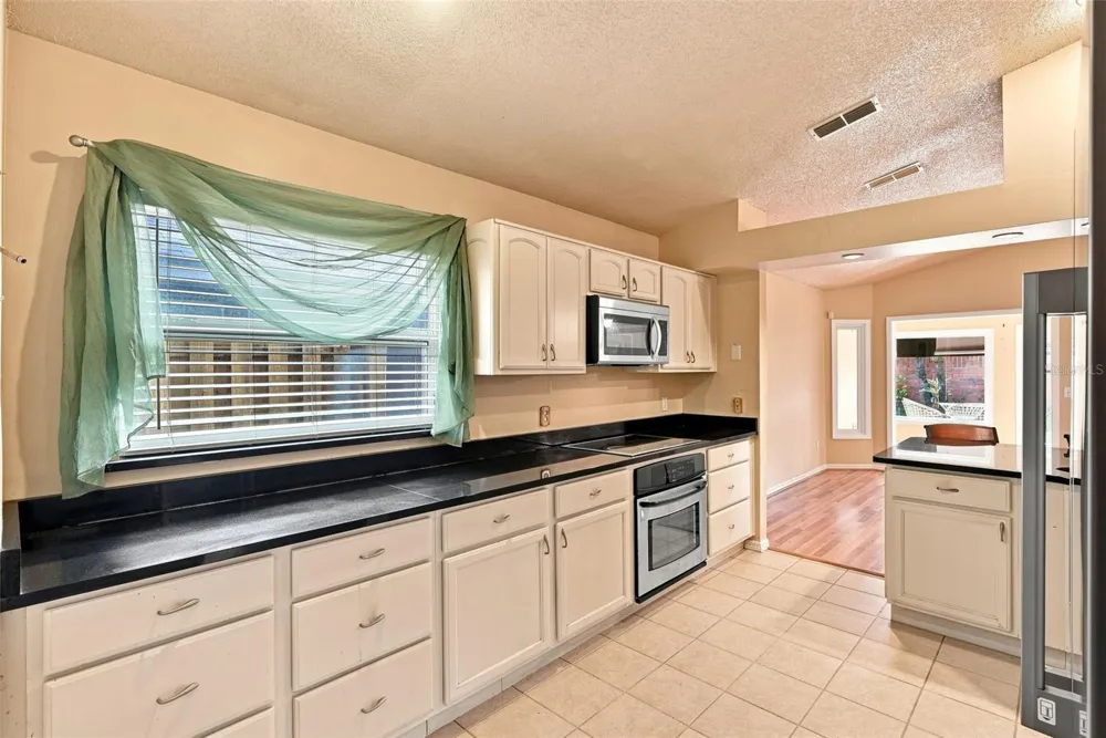 1109 PIEDMONT OAKS DRIVE Apopka, FL 32703