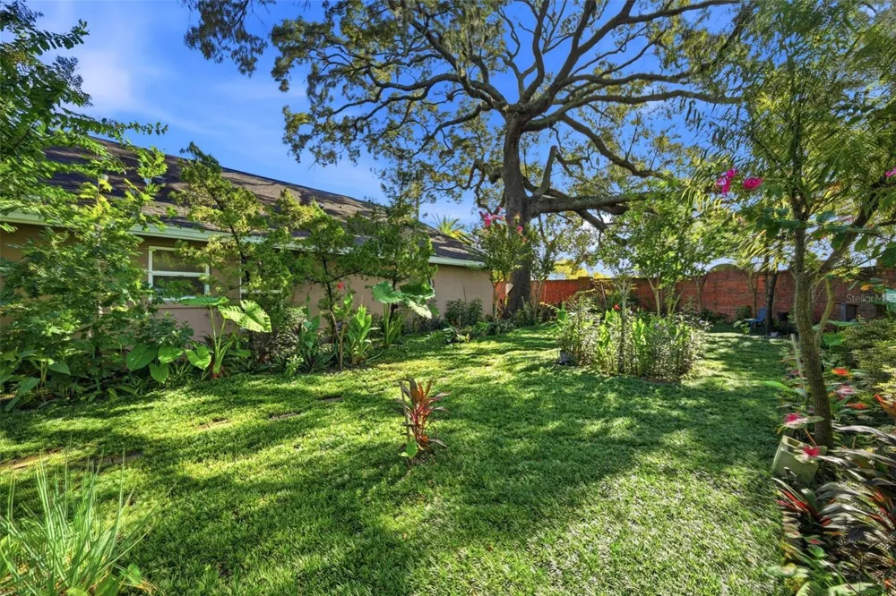 1109 PIEDMONT OAKS DRIVE Apopka, FL 32703