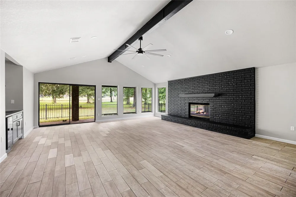 15 Presidio Road Montgomery, TX 77356
