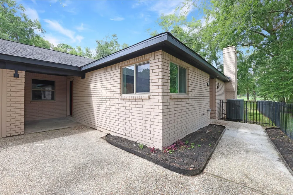 15 Presidio Road Montgomery, TX 77356