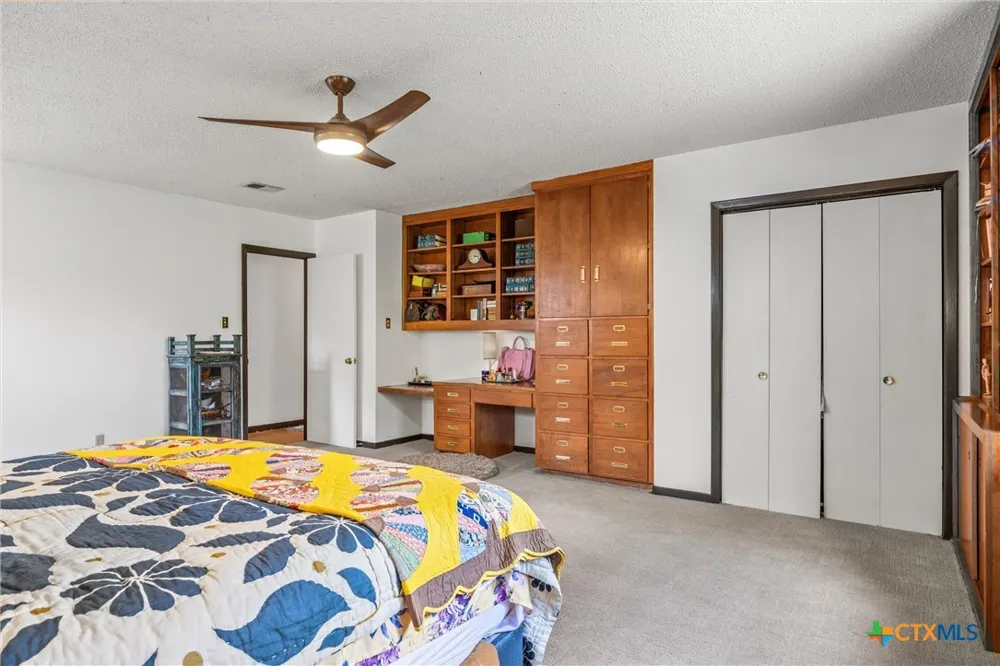 3304 Whitepine Drive Austin, TX 78757