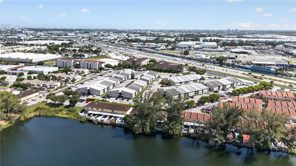 8351 NW 99th St #C-5 Hialeah Gardens, FL 33016
