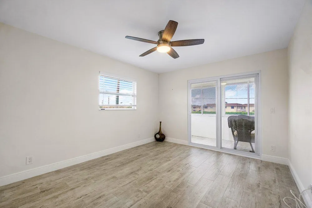 76 FLANDERS B Delray Beach, FL 33484