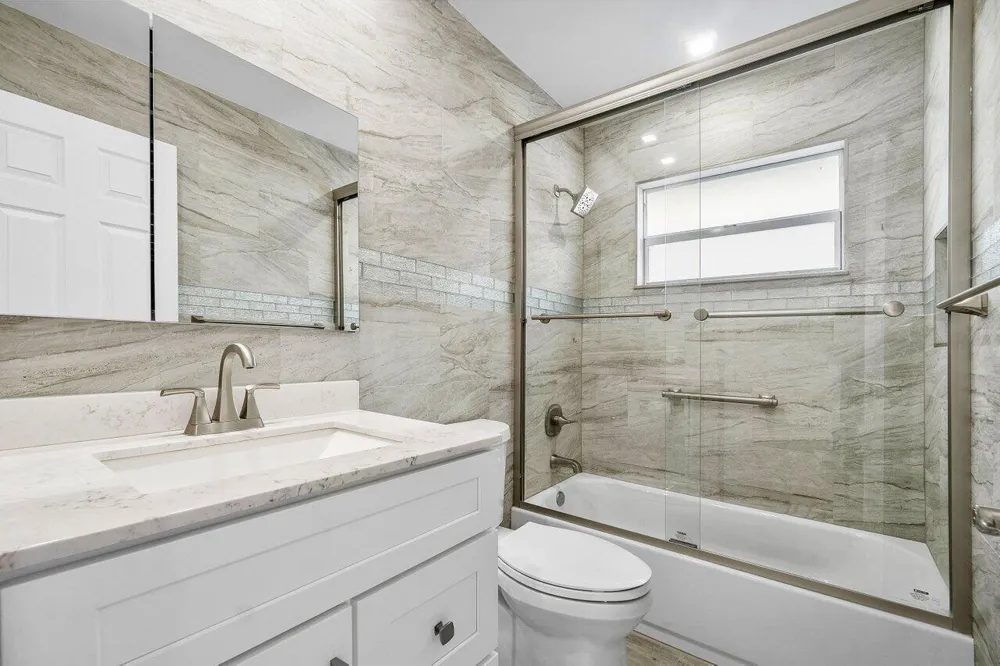 76 FLANDERS B Delray Beach, FL 33484