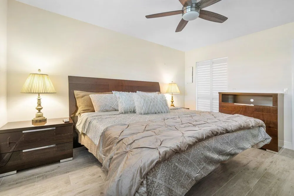76 FLANDERS B Delray Beach, FL 33484
