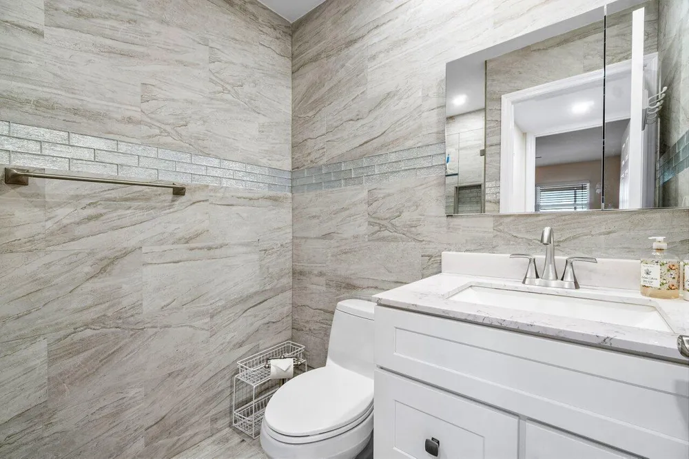 76 FLANDERS B Delray Beach, FL 33484