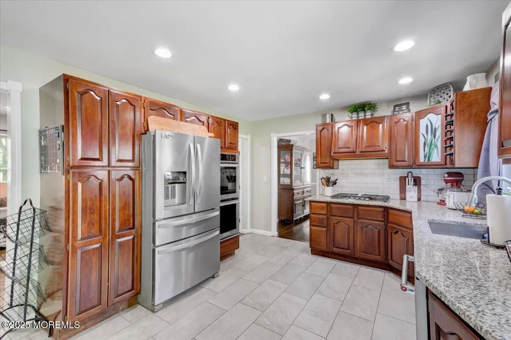 733 Colts Neck Road Freehold, NJ 07728