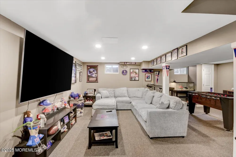 733 Colts Neck Road Freehold, NJ 07728
