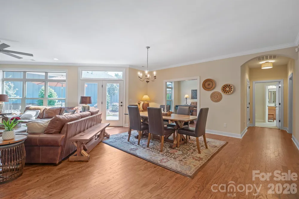 2205 Lincolnshire Lane Waxhaw, NC 28173