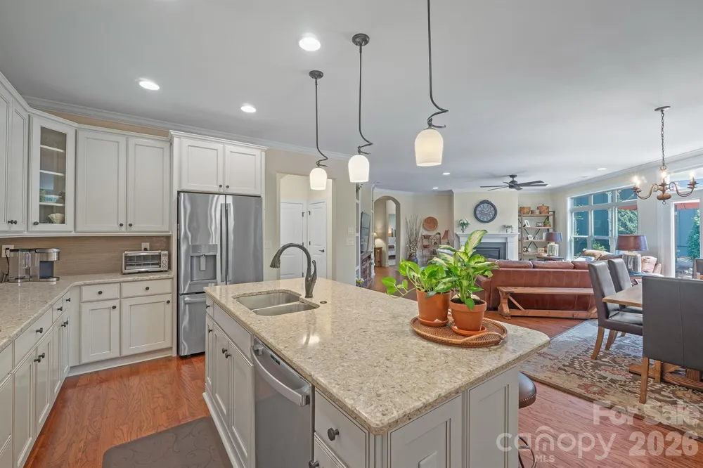 2205 Lincolnshire Lane Waxhaw, NC 28173