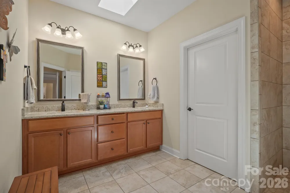 2205 Lincolnshire Lane Waxhaw, NC 28173