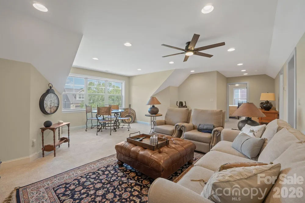 2205 Lincolnshire Lane Waxhaw, NC 28173