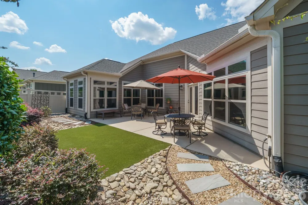 2205 Lincolnshire Lane Waxhaw, NC 28173