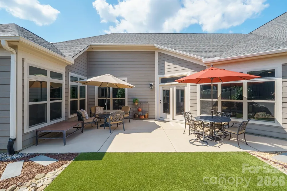 2205 Lincolnshire Lane Waxhaw, NC 28173