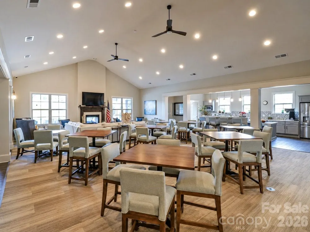 2205 Lincolnshire Lane Waxhaw, NC 28173