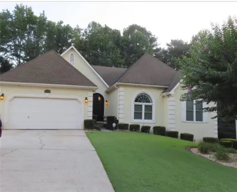2785 Autumn Lake Lane