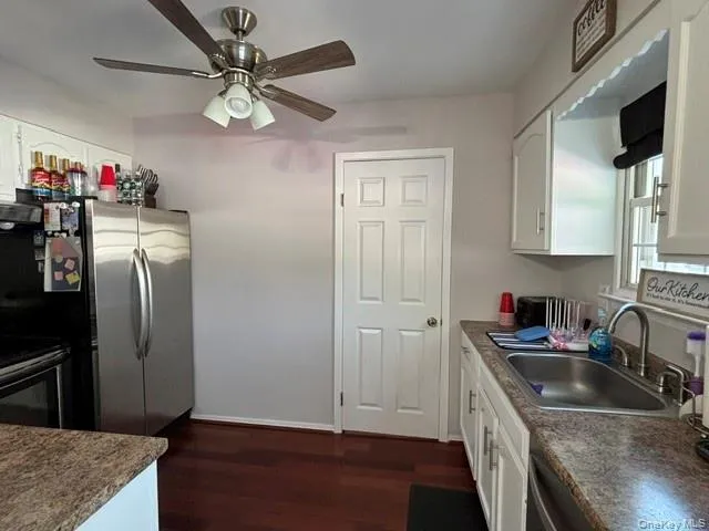 12 Federal Lane Coram, NY 11727