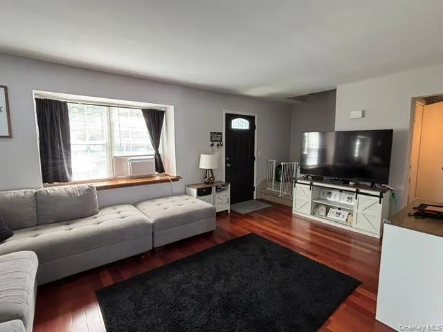 12 Federal Lane Coram, NY 11727