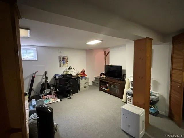 12 Federal Lane Coram, NY 11727